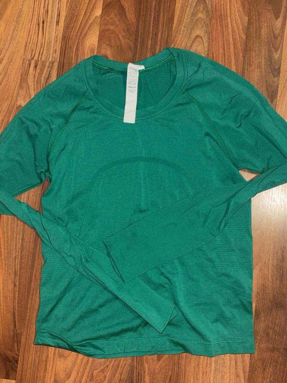 Green Long-Sleeve Women's Performance Top